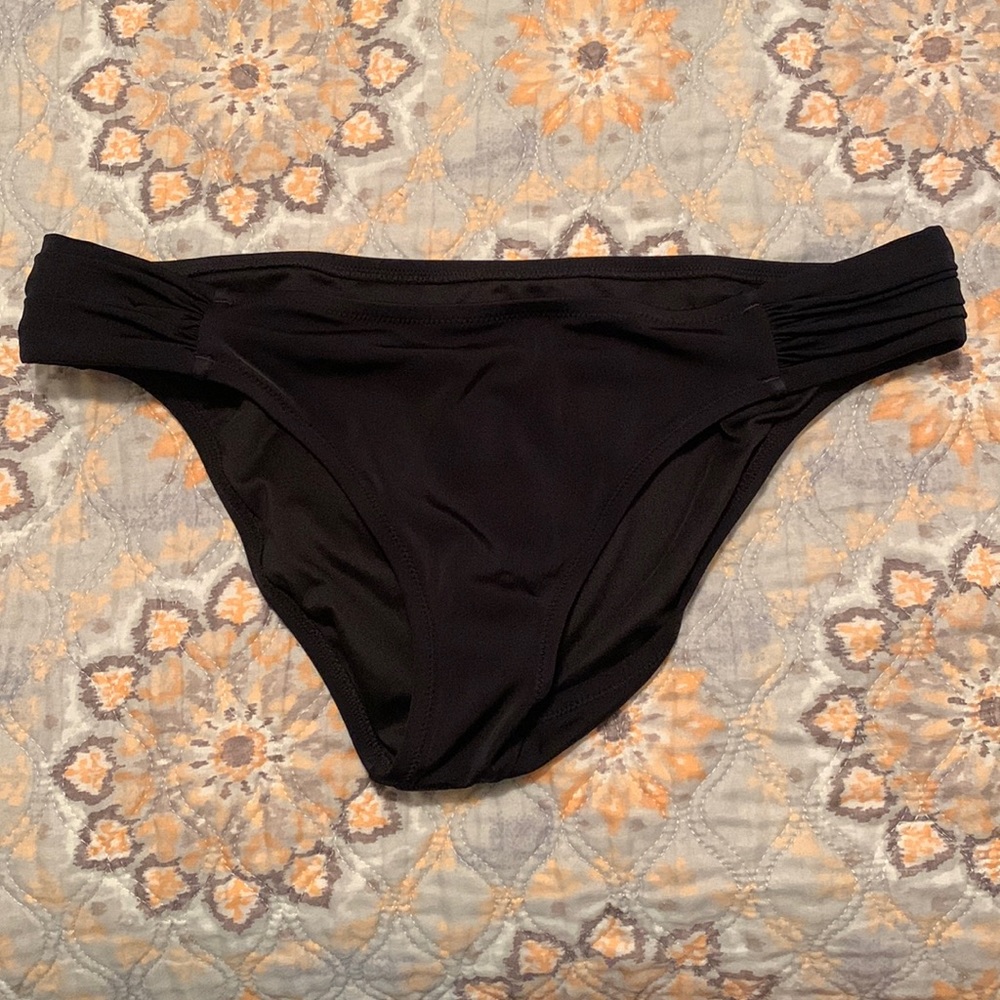 VS Knockout Bikini Bottoms